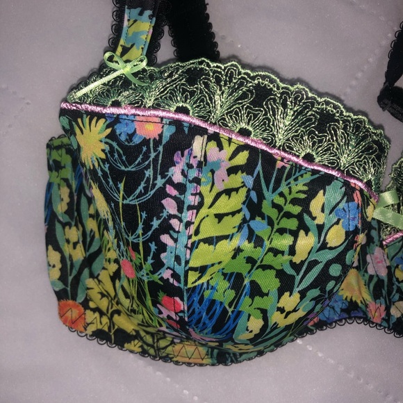 Freya 1963 30G Floral Balconette bra C8 - Picture 3 of 6